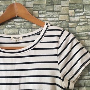Heart & Hips striped T-shirt dress